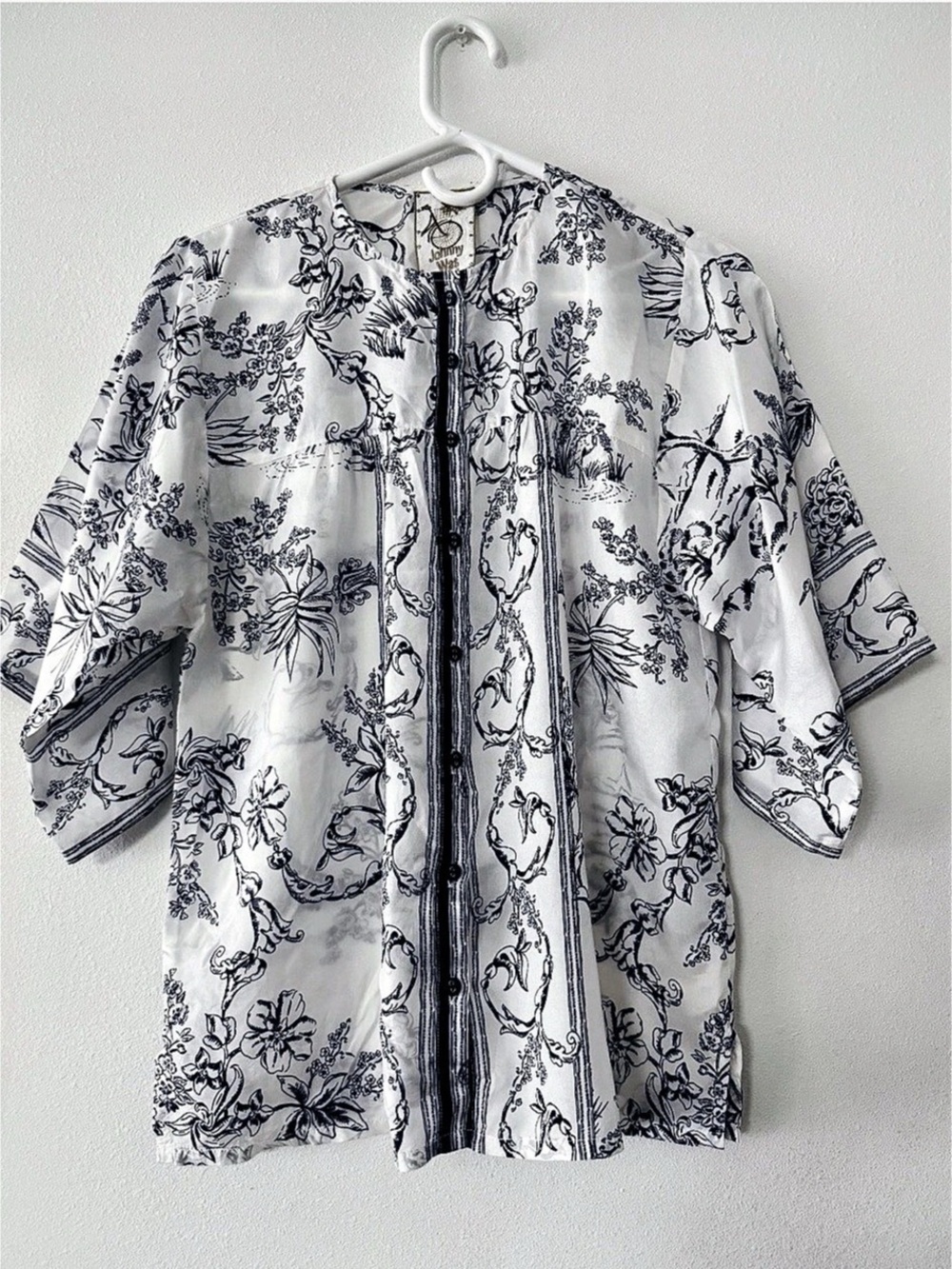 Johnny Was Floral Button-Front Shirt White & Blue